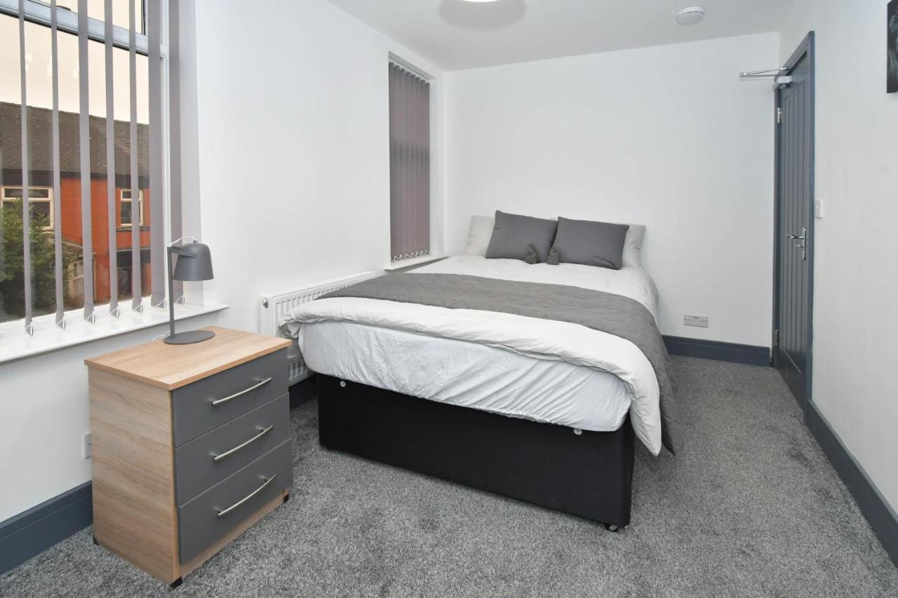 Townhouse @ Princes Road Stoke Eksteriør bilde